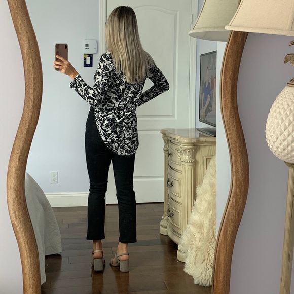 3 FOR $35 - Aritzia Wilfred Side Split Long Sleeve - Picture 4 of 8